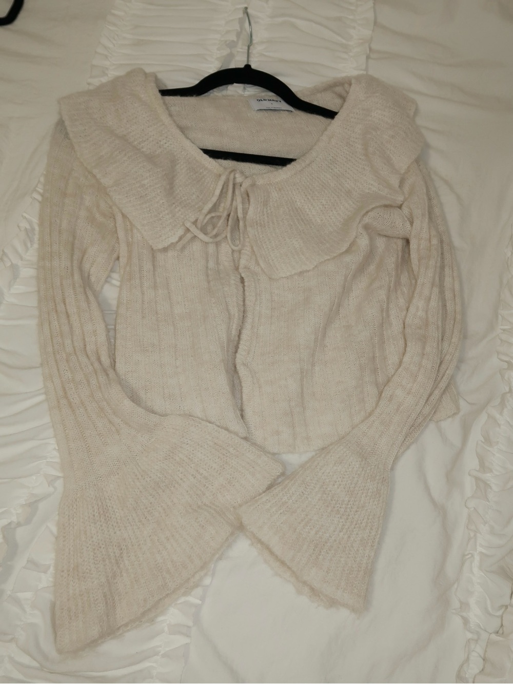 Old Navy Cream Ribbed Tie-Front Sweater with Wide Collar